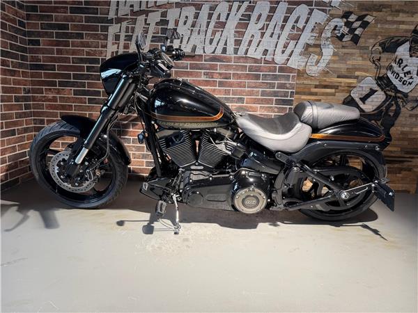 2017 harley-davidson FXSE Breakout Pro Street CVO ABS