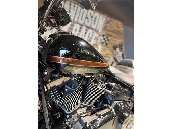 2017 harley-davidson FXSE Breakout Pro Street CVO ABS