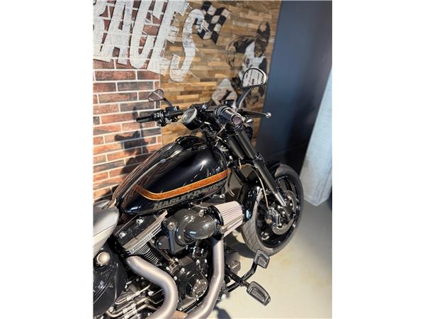 2017 harley-davidson FXSE Breakout Pro Street CVO ABS