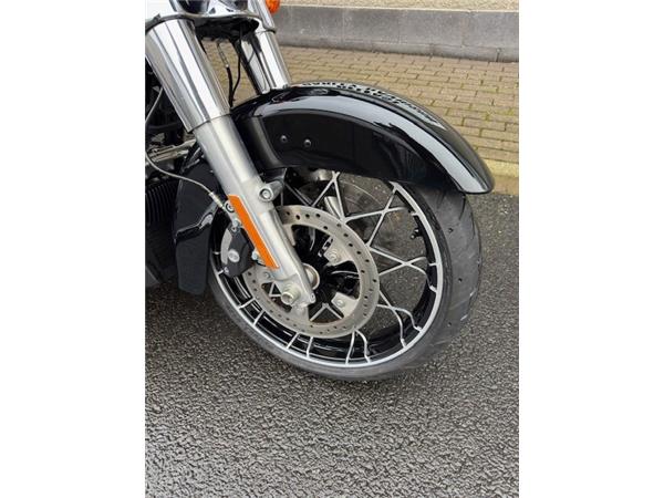 2021 Harley-Davidson Street Glide Special