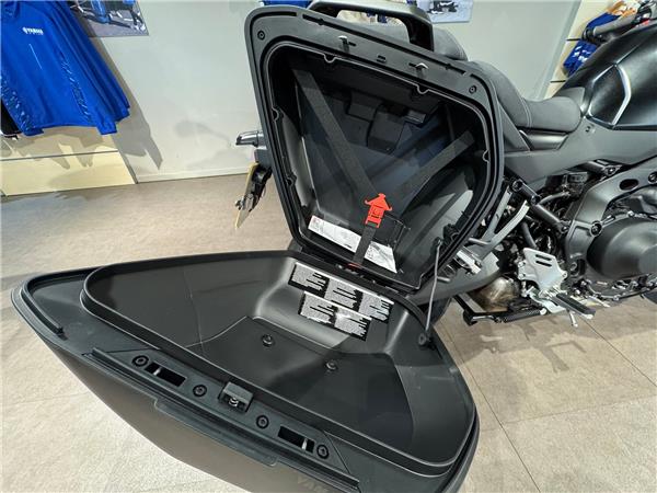 2025 YAMAHA TRACER 9 GT Y-AMT