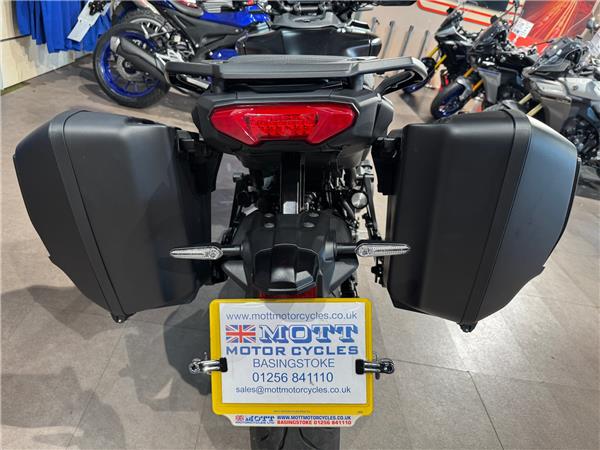 2025 YAMAHA TRACER 9 GT Y-AMT