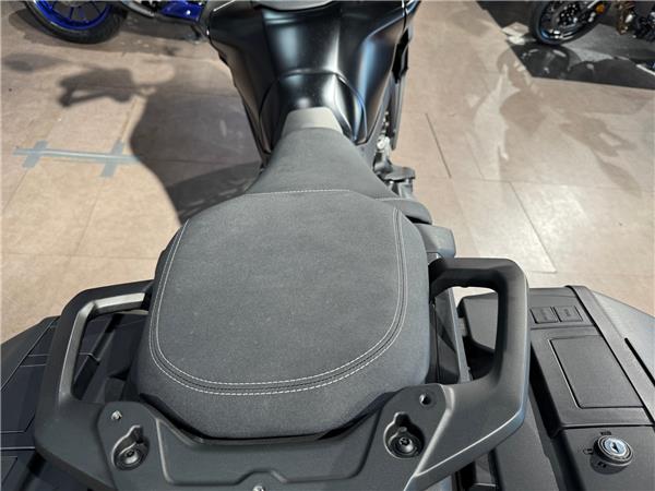 2025 YAMAHA TRACER 9 GT Y-AMT