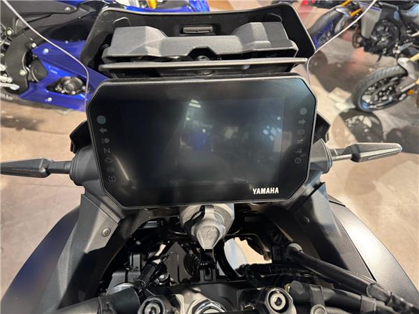 2025 YAMAHA TRACER 9 GT Y-AMT