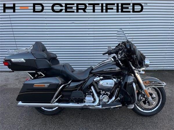 2017 Harley-Davidson Touring Electra Glide Ultra Limited FLHTK