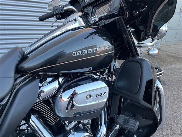 2017 Harley-Davidson Touring Electra Glide Ultra Limited FLHTK