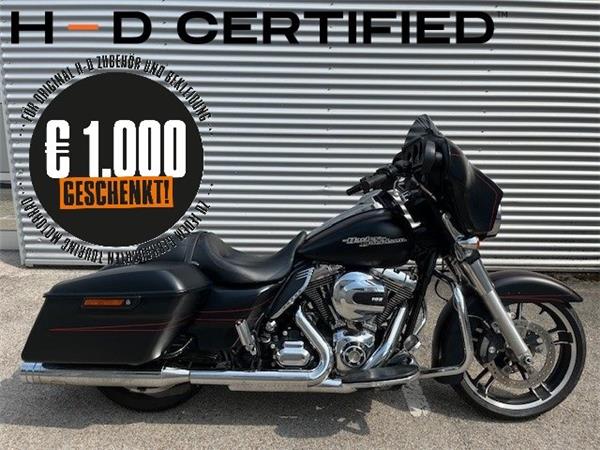 2016 Harley-Davidson Touring Street Glide Special FLHXS