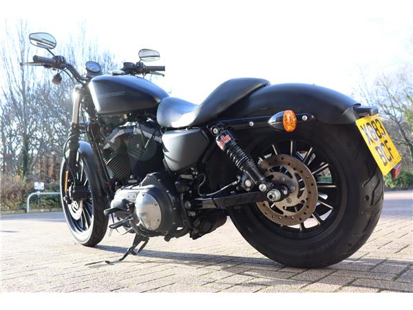 2011 HARLEY-DAVIDSON SPORTSTER XL883N IRON