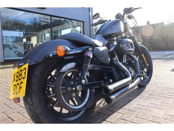 2011 HARLEY-DAVIDSON SPORTSTER XL883N IRON