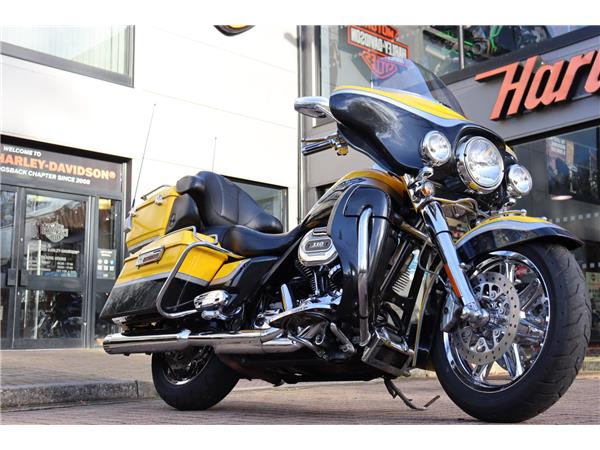 2013 HARLEY-DAVIDSON CVO FLHTCUSE7 SCREAMIN EAGLE ELECTRA GLIDE ULTRA CLASSIC
