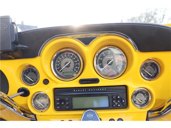 2013 HARLEY-DAVIDSON CVO FLHTCUSE7 SCREAMIN EAGLE ELECTRA GLIDE ULTRA CLASSIC