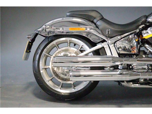 2025 HARLEY-DAVIDSON SOFTAIL FLFB FAT BOY