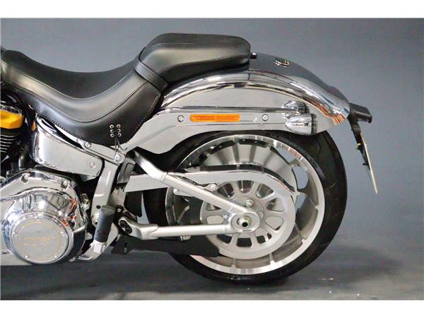 2025 HARLEY-DAVIDSON SOFTAIL FLFB FAT BOY