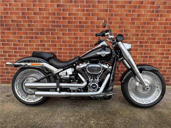 2017 Harley-Davidson Flfbs Fatboy 114 1868 18