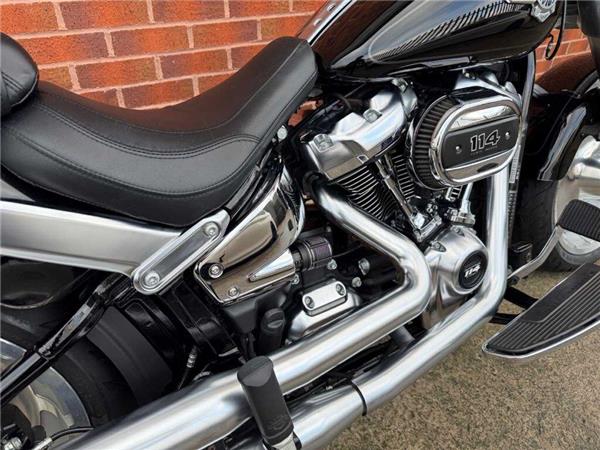 2017 Harley-Davidson Flfbs Fatboy 114 1868 18