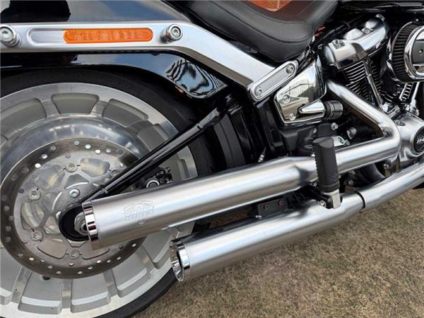 2017 Harley-Davidson Flfbs Fatboy 114 1868 18