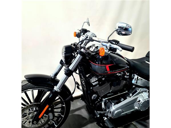 HARLEY-DAVIDSON BREAKOUT 117