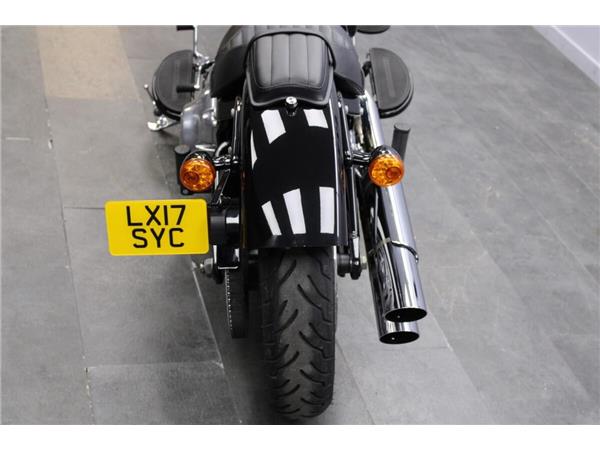 2017 Harley-Davidson Softail Slim