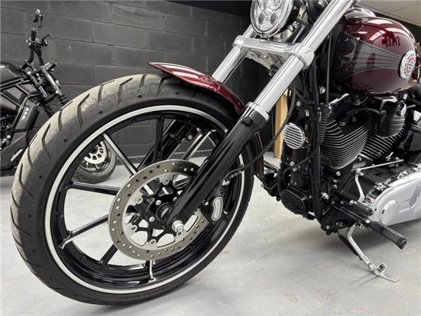 2015 Harley-Davidson Breakout