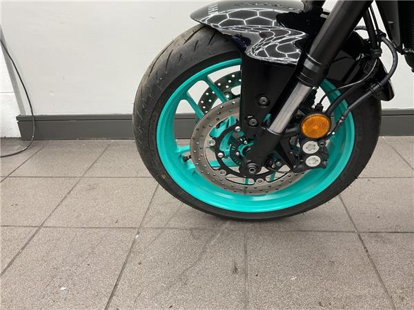 2025 YAMAHA MT-09 Y-AMT