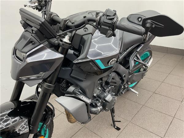 2025 YAMAHA MT-09 Y-AMT