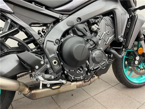 2025 YAMAHA MT-09 Y-AMT