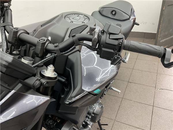 2025 YAMAHA MT-09 Y-AMT