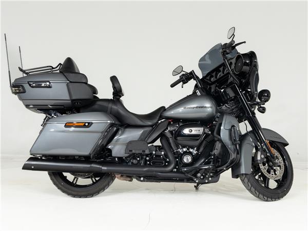 New Harley-Davidson FLHTK Ultra Limited Solid Colour Blacked out