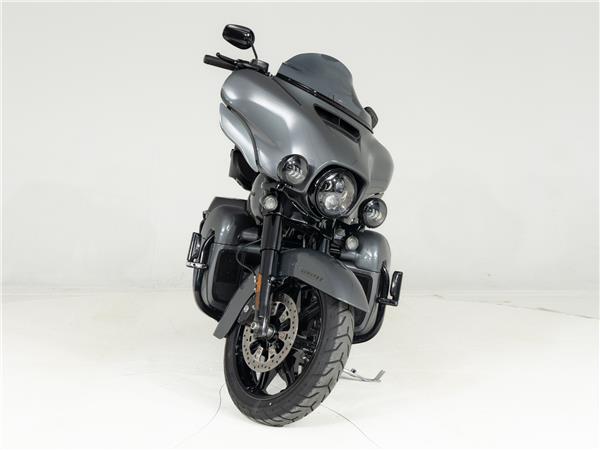 New Harley-Davidson FLHTK Ultra Limited Solid Colour Blacked out