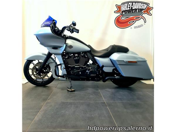 HARLEY-DAVIDSON ROAD GLIDE