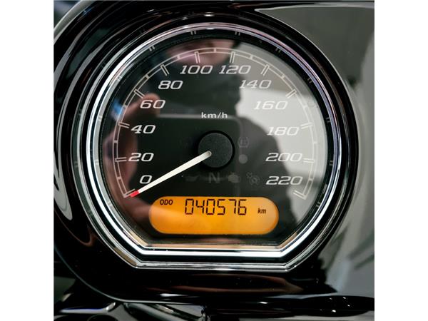 HARLEY-DAVIDSON ROAD GLIDE