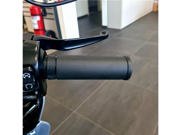 HARLEY-DAVIDSON ROAD GLIDE