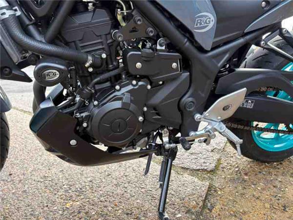 2025 Yamaha MT-03 GREY