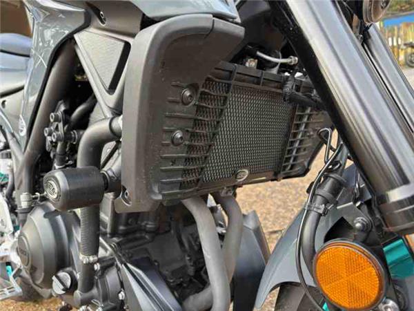 2025 Yamaha MT-03 GREY