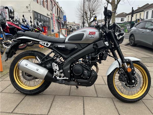 2025 Yamaha XSR125