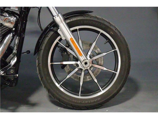 2019 HARLEY-DAVIDSON SOFTAIL FXLR LOWRIDER