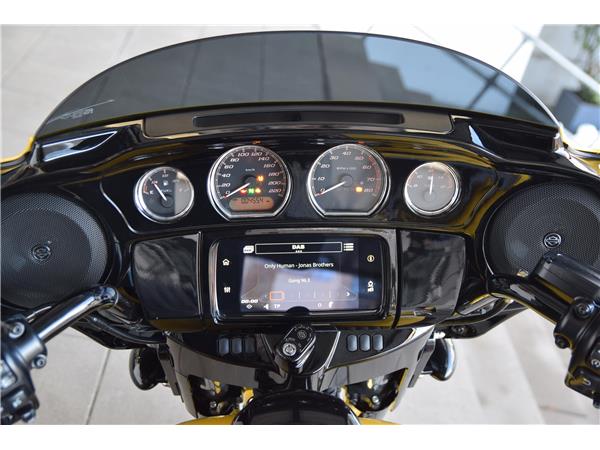 FLHXS Street Glide Special