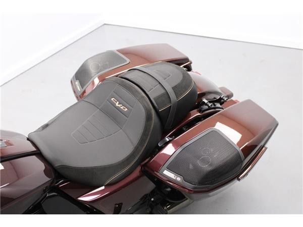 2024 Harley-Davidson CVO Street Glide