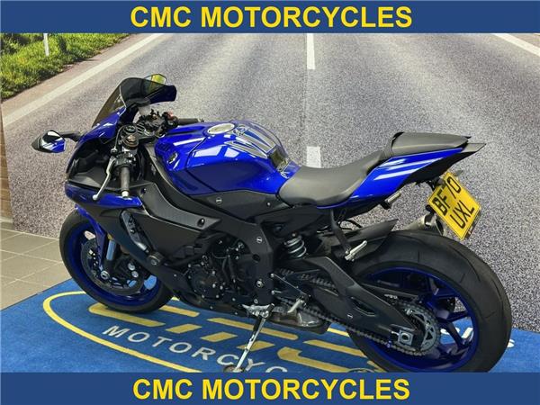  Yamaha R1 R1