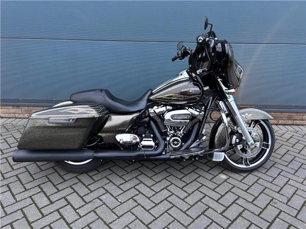 2016 HARLEY-DAVIDSON TOURING FLHX STREET GLIDE