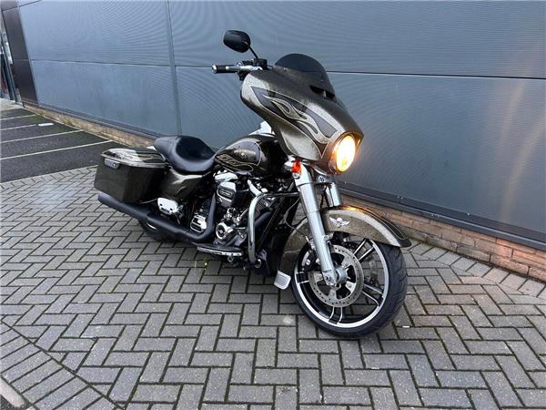 2016 HARLEY-DAVIDSON TOURING FLHX STREET GLIDE