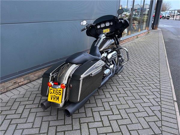 2016 HARLEY-DAVIDSON TOURING FLHX STREET GLIDE