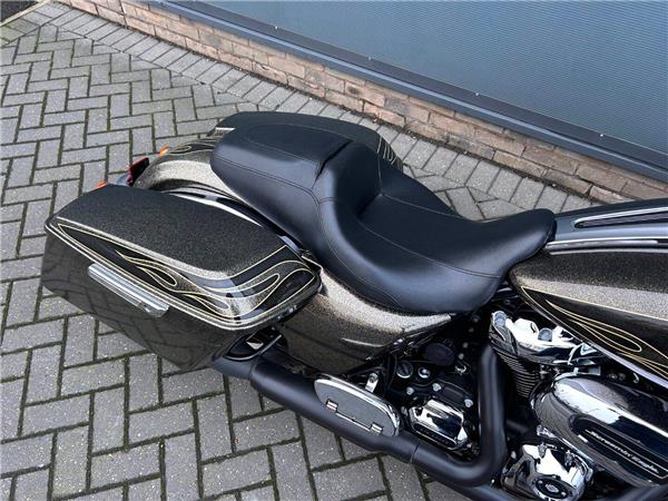 2016 HARLEY-DAVIDSON TOURING FLHX STREET GLIDE