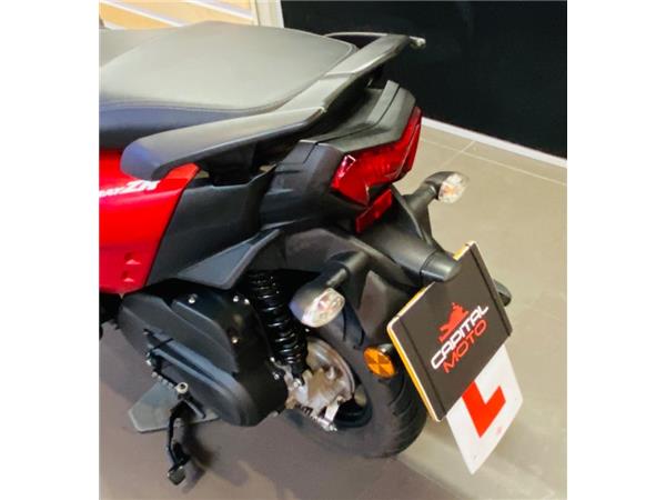 New Yamaha RAYZR RED