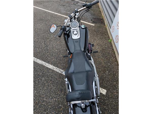 2012 HARLEY-DAVIDSON FAT BOB