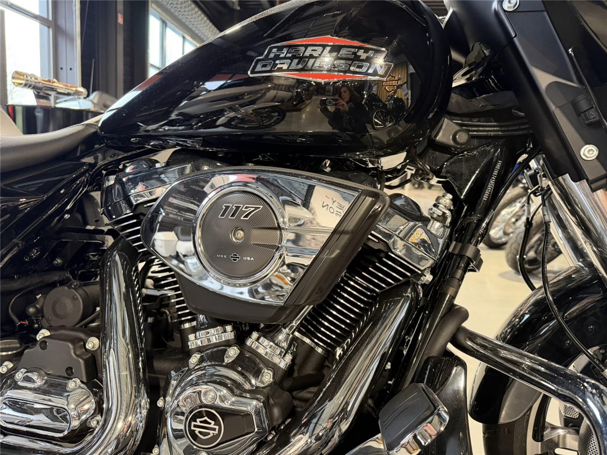 2024 HARLEY-DAVIDSON STREET GLIDE