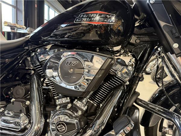 2024 HARLEY-DAVIDSON STREET GLIDE