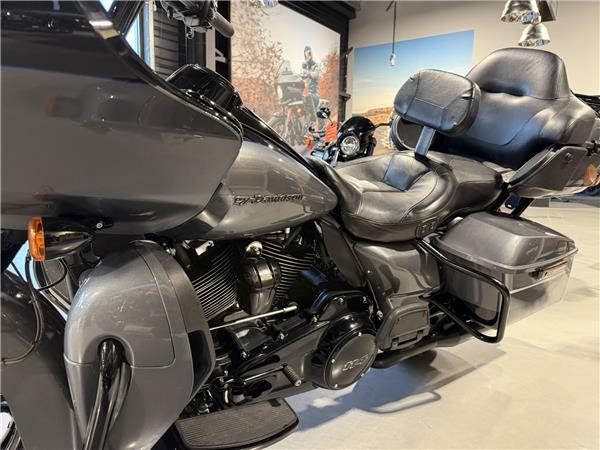 2021 HARLEY-DAVIDSON ROAD GLIDE