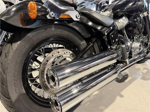 2021 HARLEY-DAVIDSON SLIM