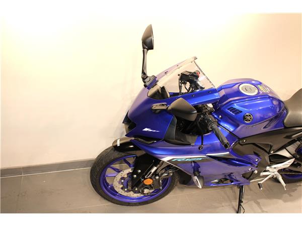 YAMAHA R125